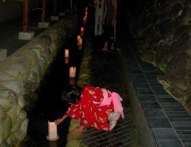 灯籠流し