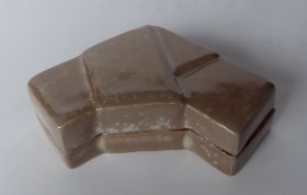 萩　結び文香合