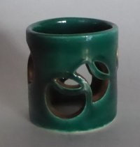 青交趾ツボツボ透し蓋置