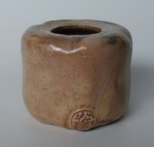 萩つくね蓋置