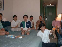 部屋にて